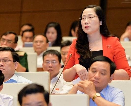 Xử lý với người chưa thành niên không nên bằng thái độ quá nóng