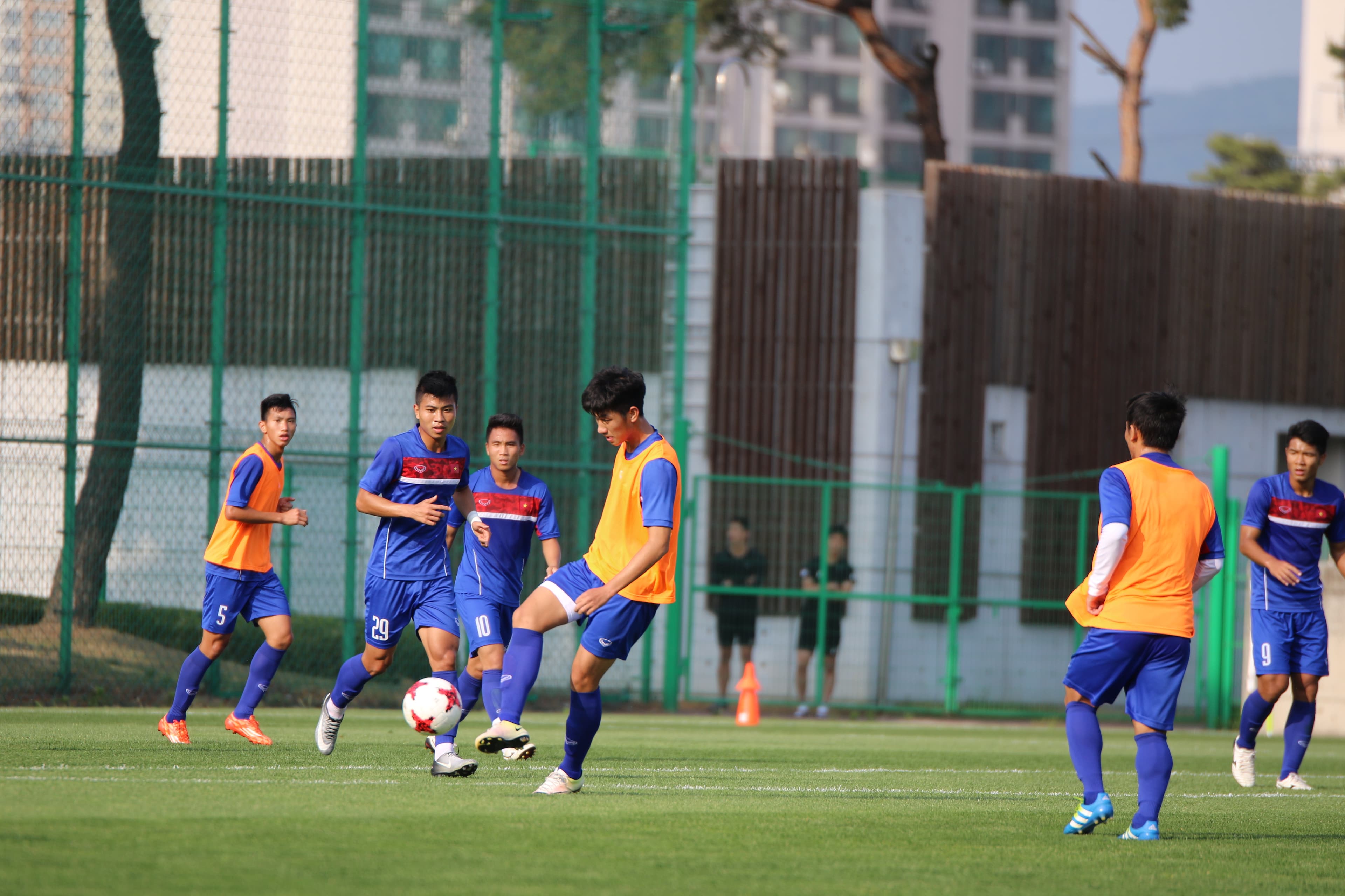 15 giờ ngày 25-5, U20 Pháp – U20 Việt Nam: Thảnh thơi mà đá
