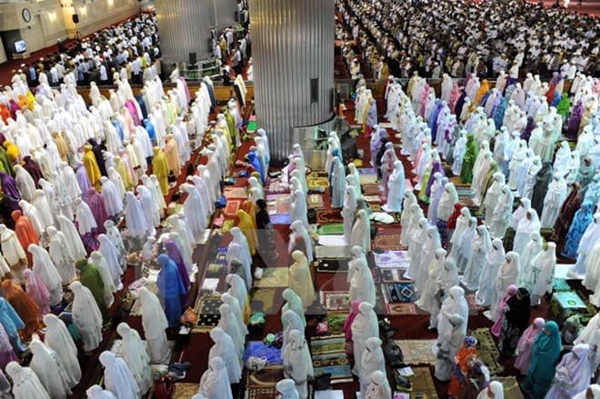 Tín đồ Hồi giáo trên thế giới bắt đầu tháng lễ Ramadan