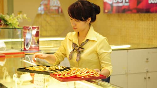 Đầu tuần, giá vàng giảm nhẹ