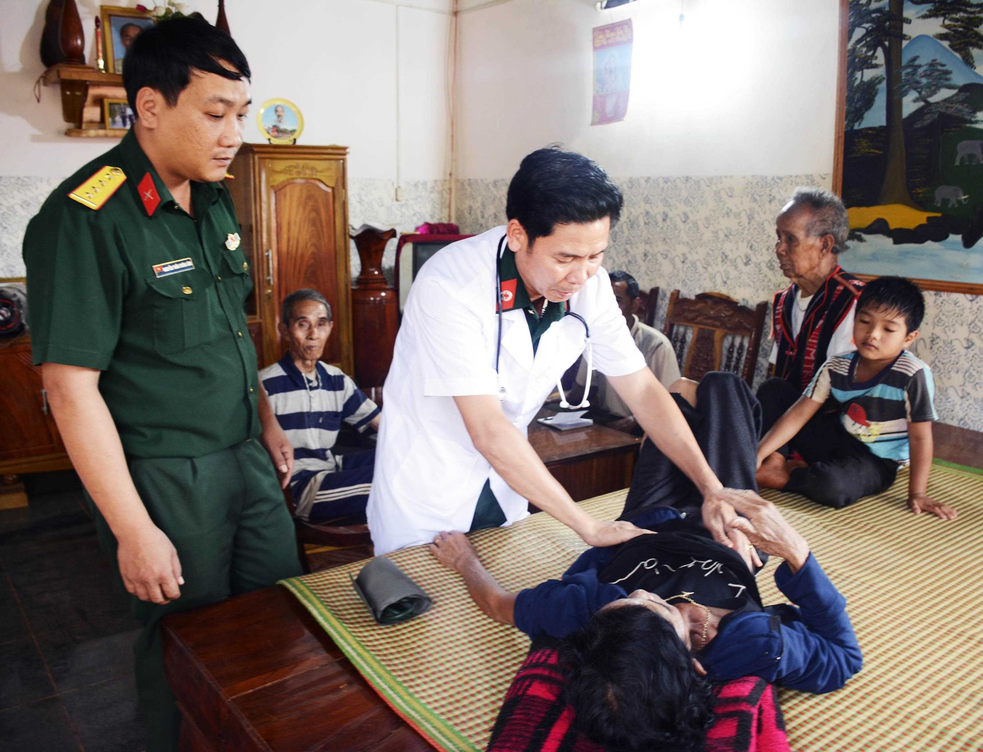 Bài 2: Nỗ lực giúp dân ổn định cuộc sống