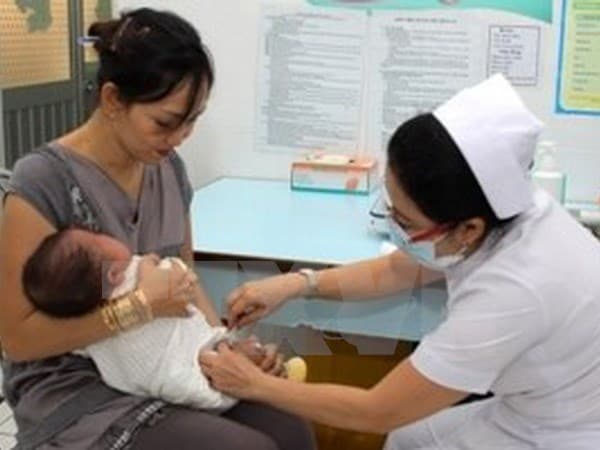 Mít tinh hưởng ứng Tuần lễ tiêm chủng năm 2017