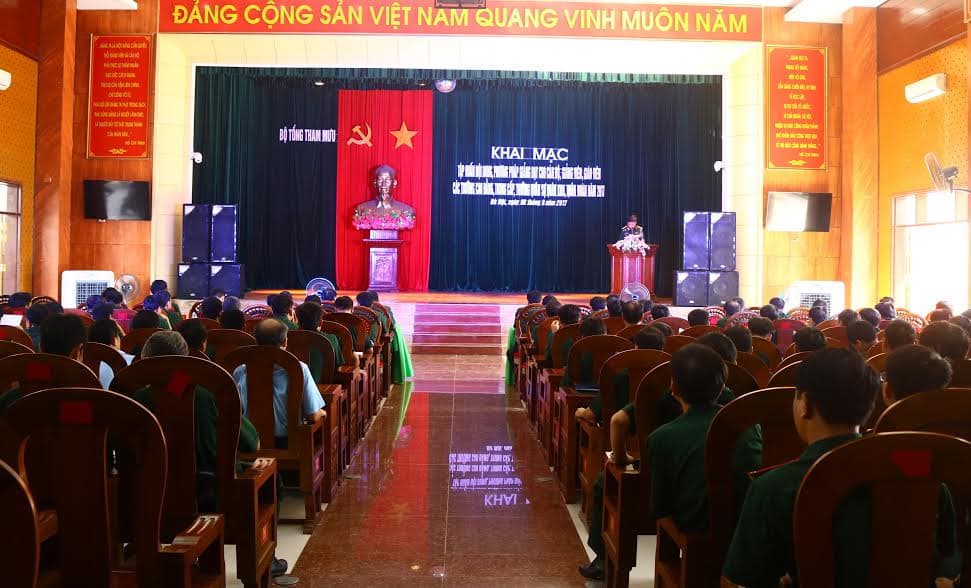 Khai mạc tập huấn nội dung, phương pháp giảng dạy cho giảng viên các trường quân đội