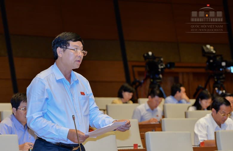 Đại biểu Quốc hội thảo luận Luật Cảnh vệ