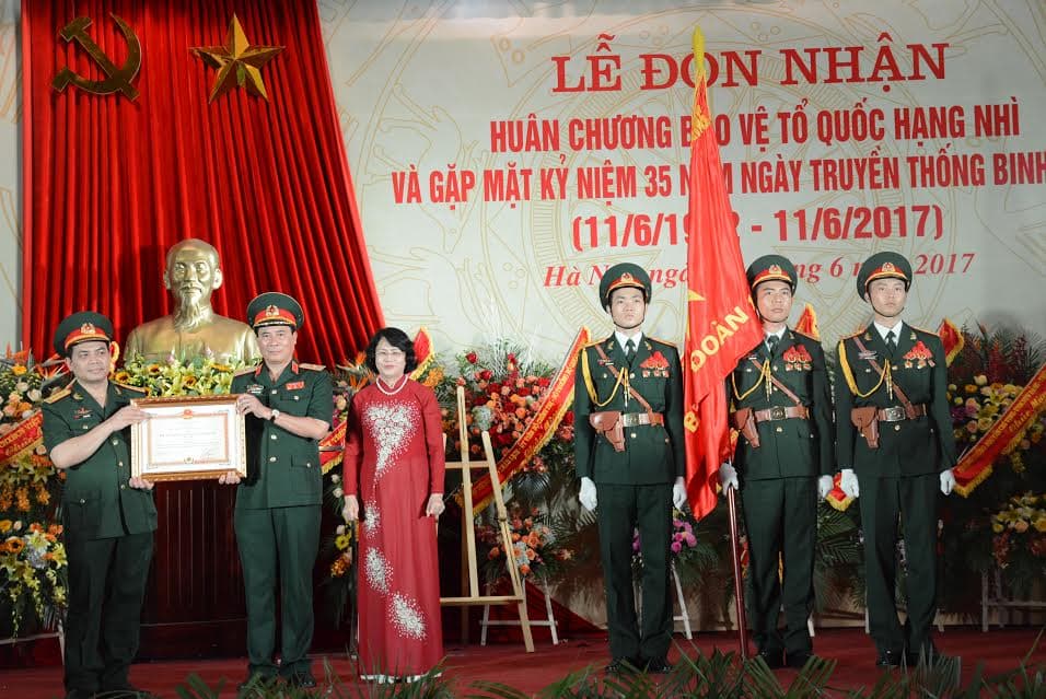 Binh đoàn 11 đón nhận Huân chương Bảo vệ Tổ quốc hạng nhì