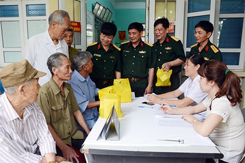 Nghĩa tình trên đất Nam Phong