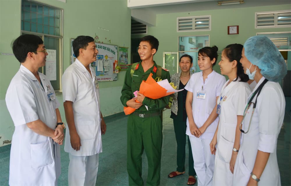 Chiến sĩ ở đảo Thổ Chu được cấp cứu bằng đường không đã hồi phục, xuất viện