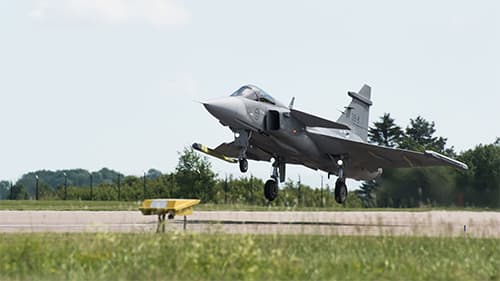 Thụy Điển thực hiện chuyến bay thử nghiệm đầu tiên của máy bay Gripen nâng cấp