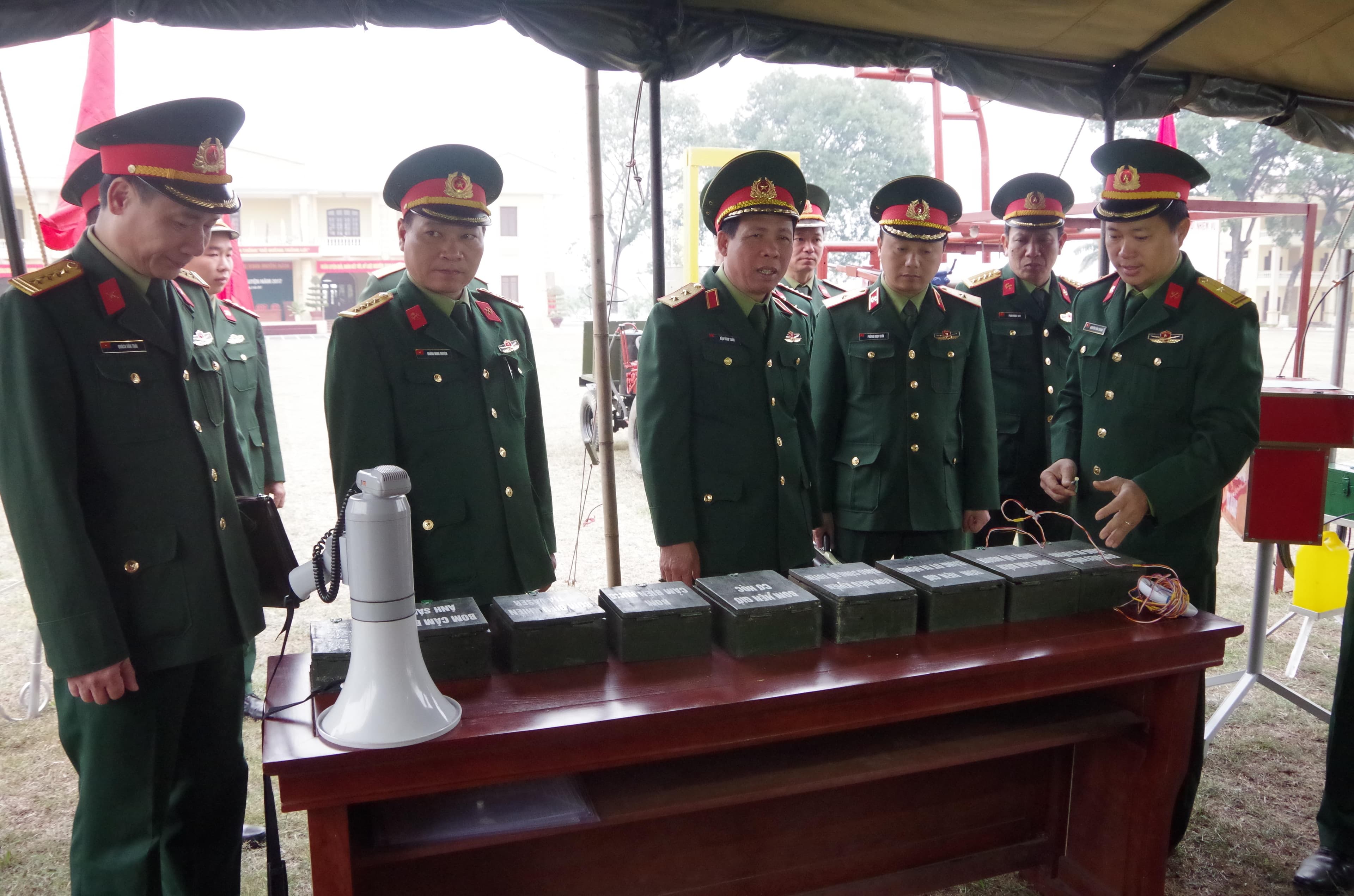 “Tự đổi mới chính mình”
