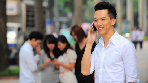 Viettel giảm cước roaming quốc tế để hút khách hàng