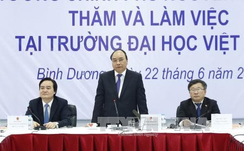 Thủ tướng Chính phủ Nguyễn Xuân Phúc thăm Trường Đại học Việt Đức