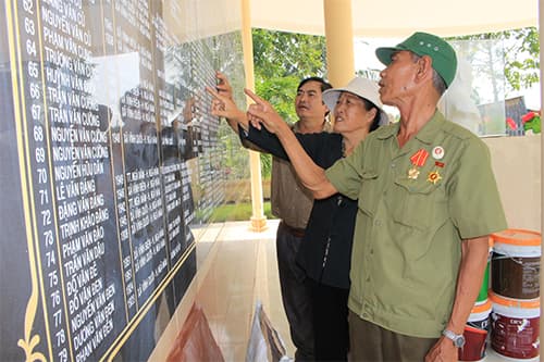 Người nữ anh hùng hết lòng làm việc nghĩa