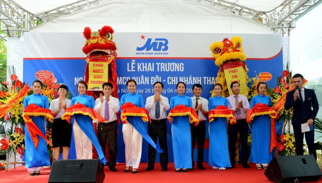 Khai trương Chi nhánh Ngân hàng TMCP Quân đội tại Thanh Trì