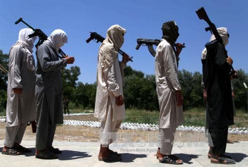 Afghanistan: IS tuyên chiến với Taliban