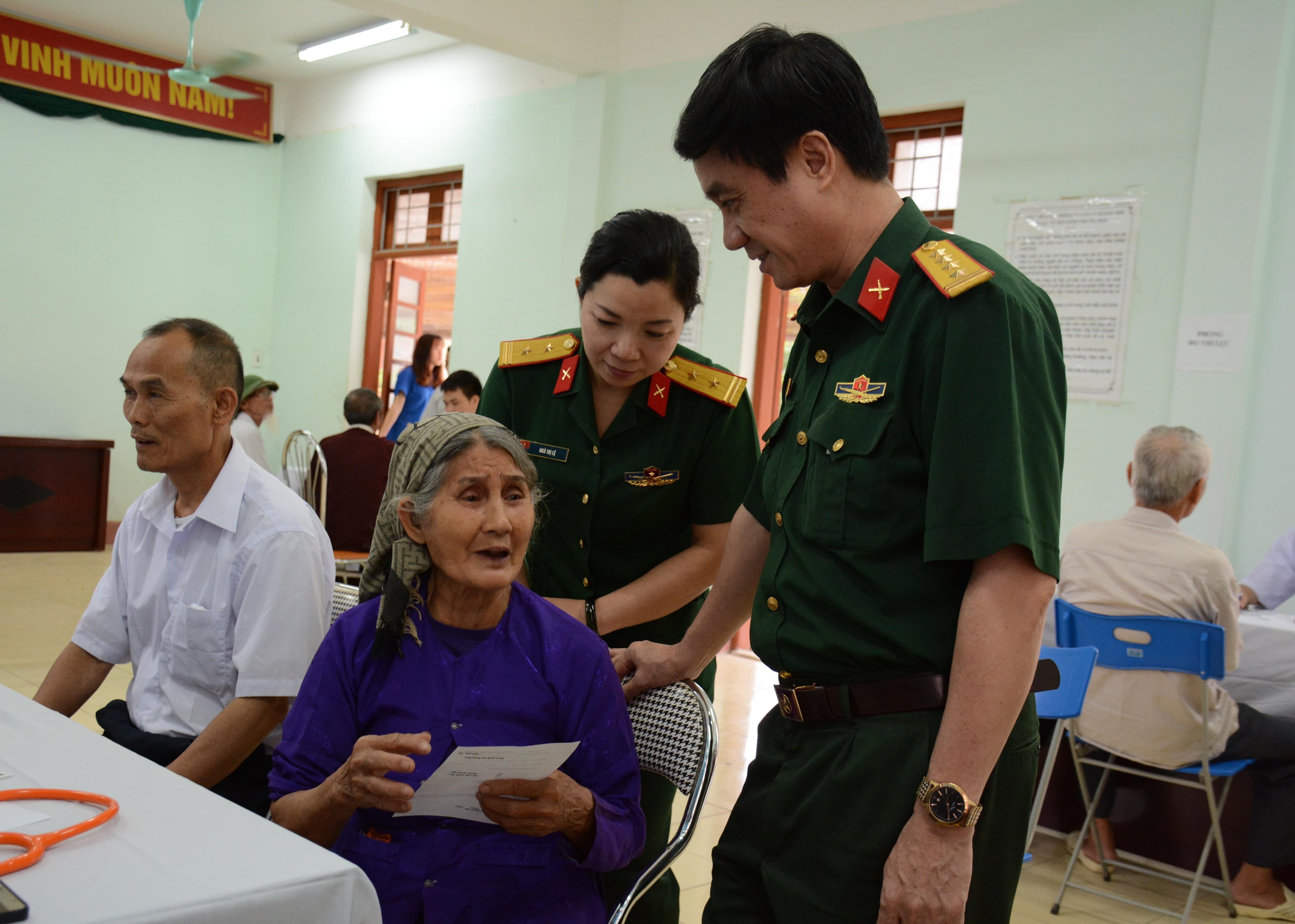 Trao trọn yêu thương, vun tròn trách nhiệm