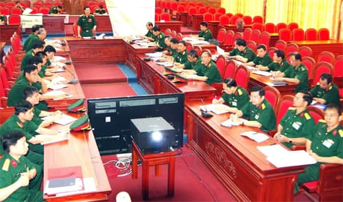 Quân khu 4: Diễn tập chỉ huy – tham mưu 1 bên 2 cấp trên bản đồ