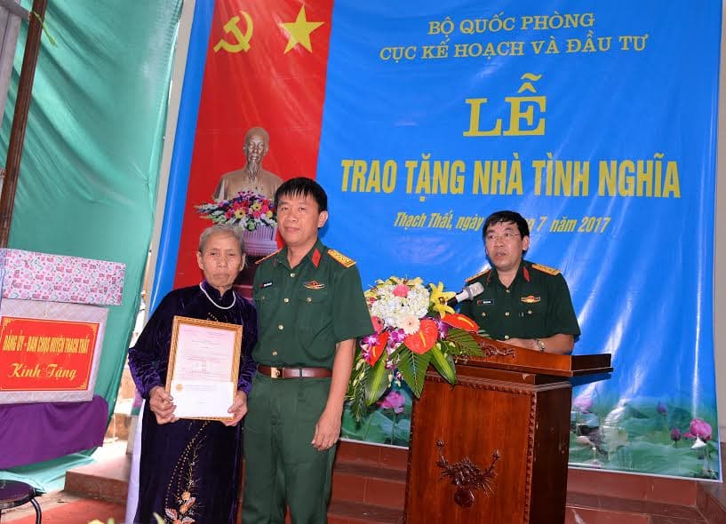 Cục Kế hoạch và Đầu tư (Bộ Quốc phòng) trao nhà tình nghĩa tặng thân nhân liệt sĩ