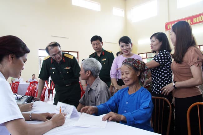 Bệnh viện Trung ương Quân đội 108 tổ chức hoạt động đền ơn đáp nghĩa tại Thái Nguyên