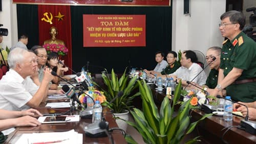 Tọa đàm "Kết hợp kinh tế với quốc phòng- nhiệm vụ chiến lược lâu dài"