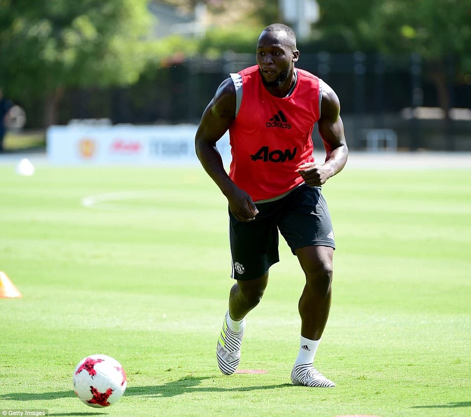 Dàn “sao” Premier League luyện tập trước mùa giải mới
