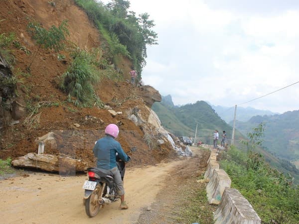 Sẵn sàng phương án đảm bảo an toàn hạ du khi hồ chứa xả lũ