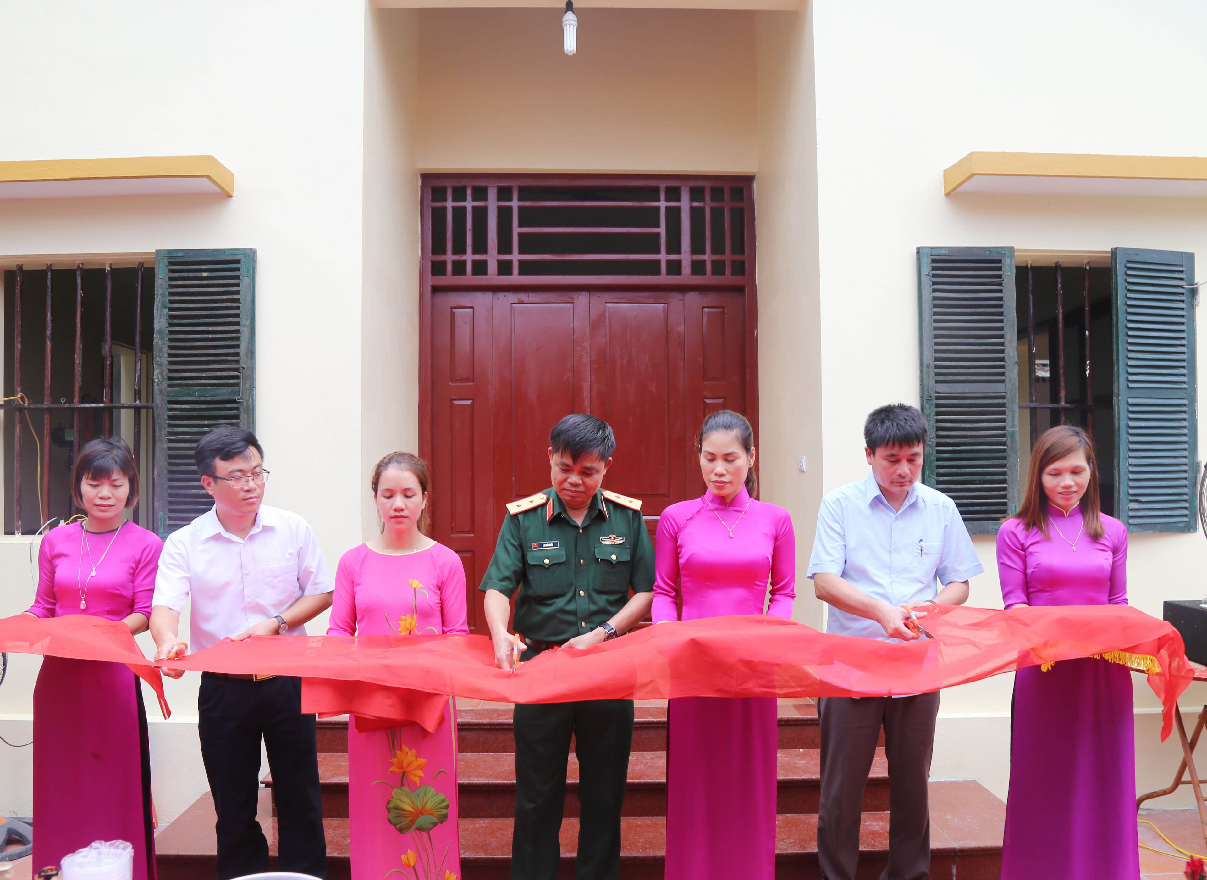 Học viện Hậu cần trao nhà tình nghĩa tặng gia đình người có công