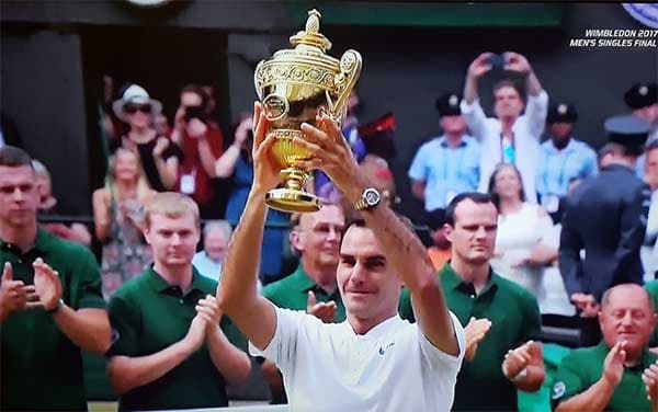 Roger Federer lần thứ 8 vô địch Wimbledon