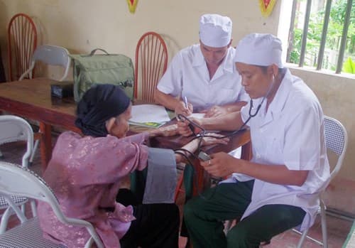 Động viên, sẻ chia kịp thời