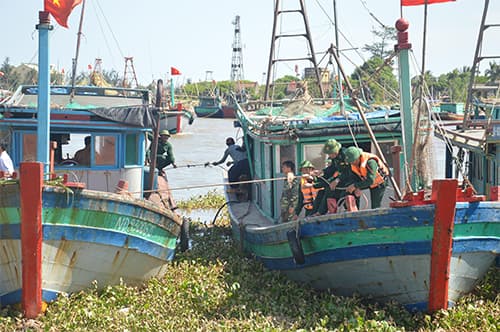 Chủ động neo đậu tàu, thuyền tránh bão