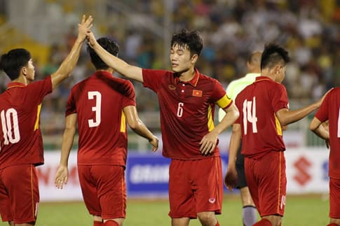 Thắng đậm Macau (Trung Quốc), U22 Việt Nam chiếm ngôi đầu bảng