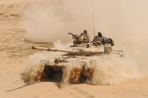 Tại sao Iraq lại chọn xe tăng T-90 của Nga?