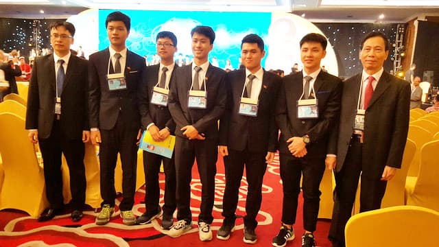 Kỳ thi Olympic quốc tế 2017: Mùa vàng của các đội tuyển Việt Nam