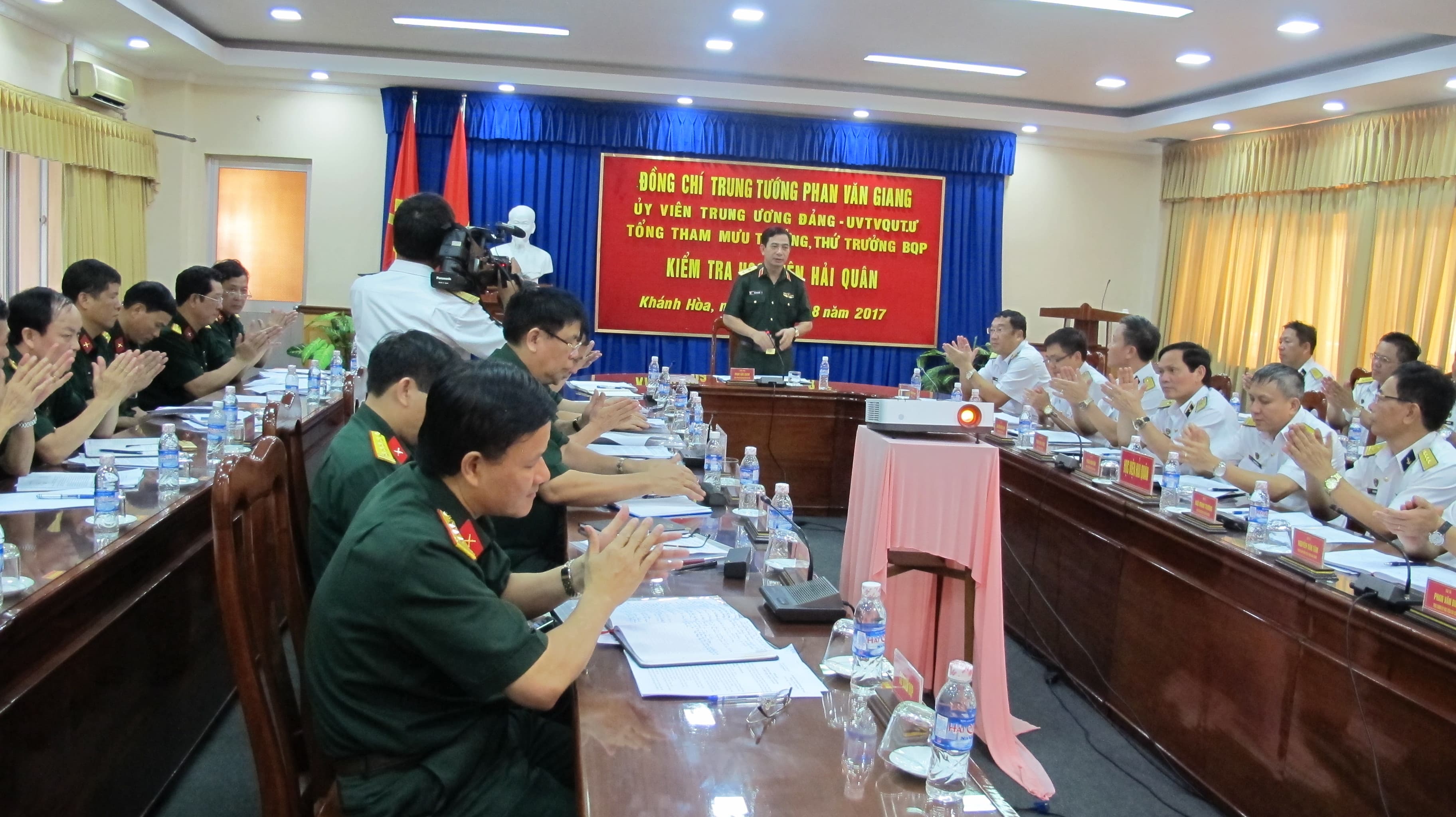 Tổng Tham mưu trưởng Phan Văn Giang kiểm tra tại Học viện Hải quân