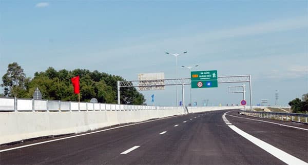 Thông xe đường cao tốc Đà Nẵng – Quảng Ngãi