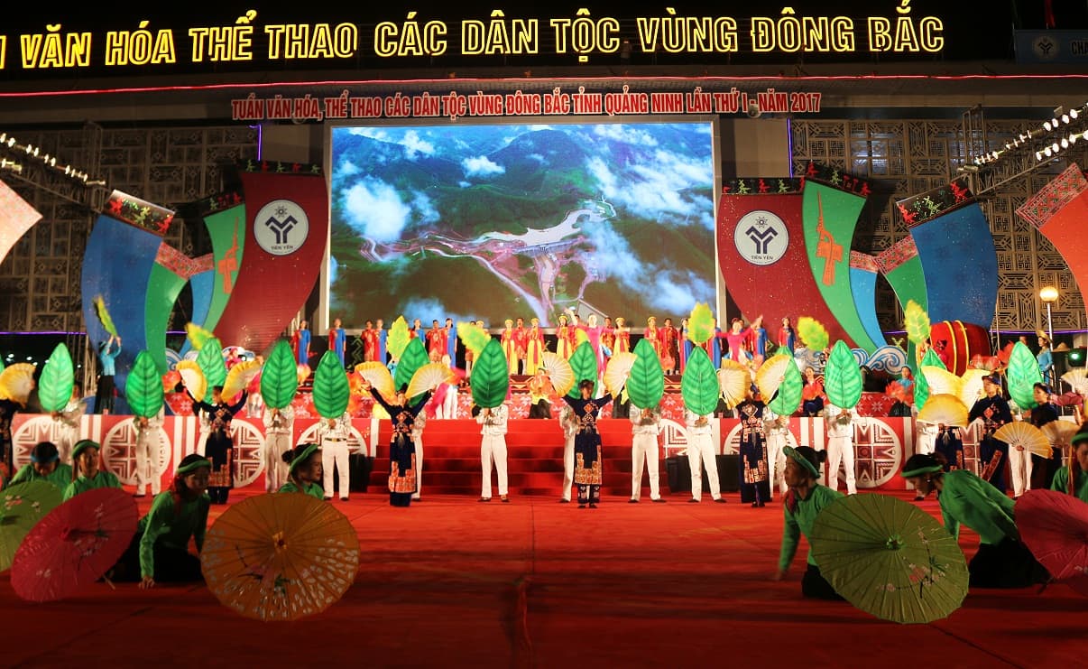Khai mạc Tuần văn hóa, thể thao các dân tộc vùng Đông Bắc tỉnh Quảng Ninh năm 2017