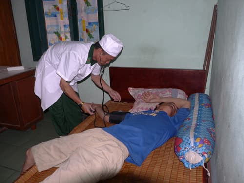 10 thuyền viên tàu Hợp Tiến 36 đã về đến Trạm Mũi Tấn an toàn