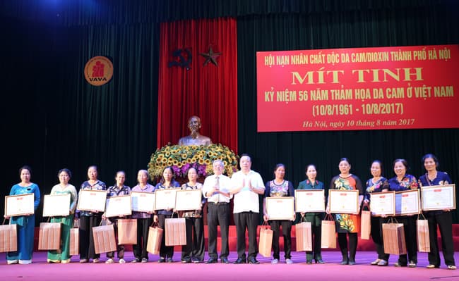 Mít tinh kỷ niệm 56 năm thảm hoạ da cam ở Việt Nam