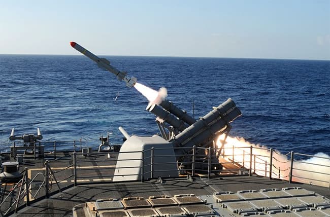 Mỹ đồng ý bán tên lửa Harpoon cho Thái Lan