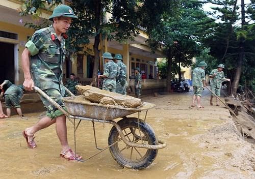 Coi trọng giáo dục nhiệm vụ "chiến đấu trong thời bình"