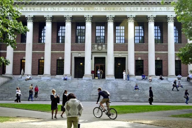 Tân sinh viên da màu chiếm đa số trong năm học của Harvard