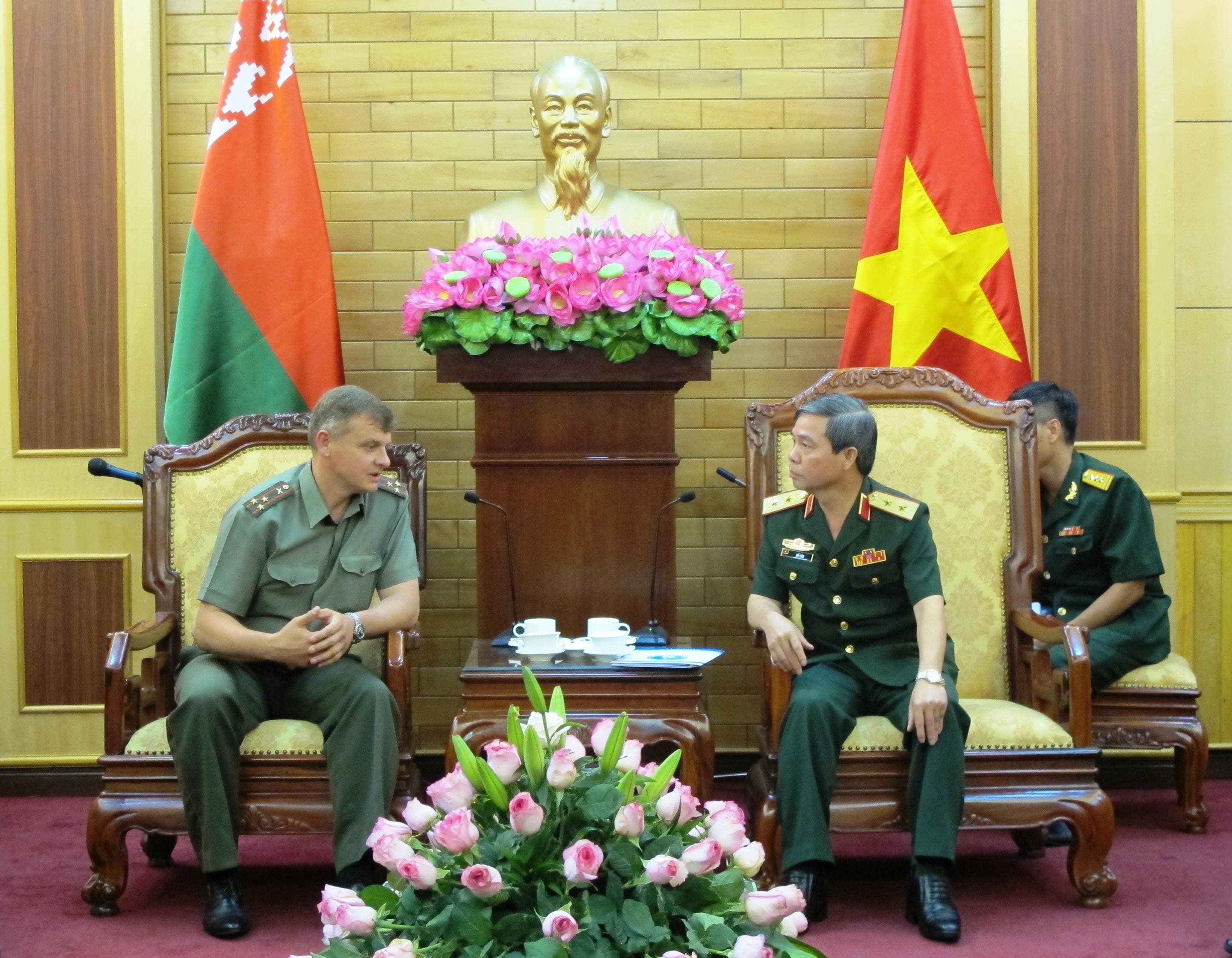 Quân đội Việt Nam - Belarus tăng cường hợp tác trong lĩnh vực truyền thông