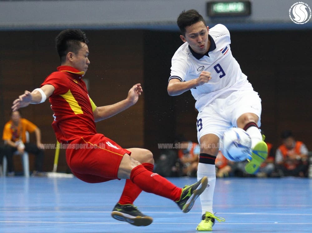 Đội tuyển futsal nam Việt Nam thua Thái Lan trong trận ra quân