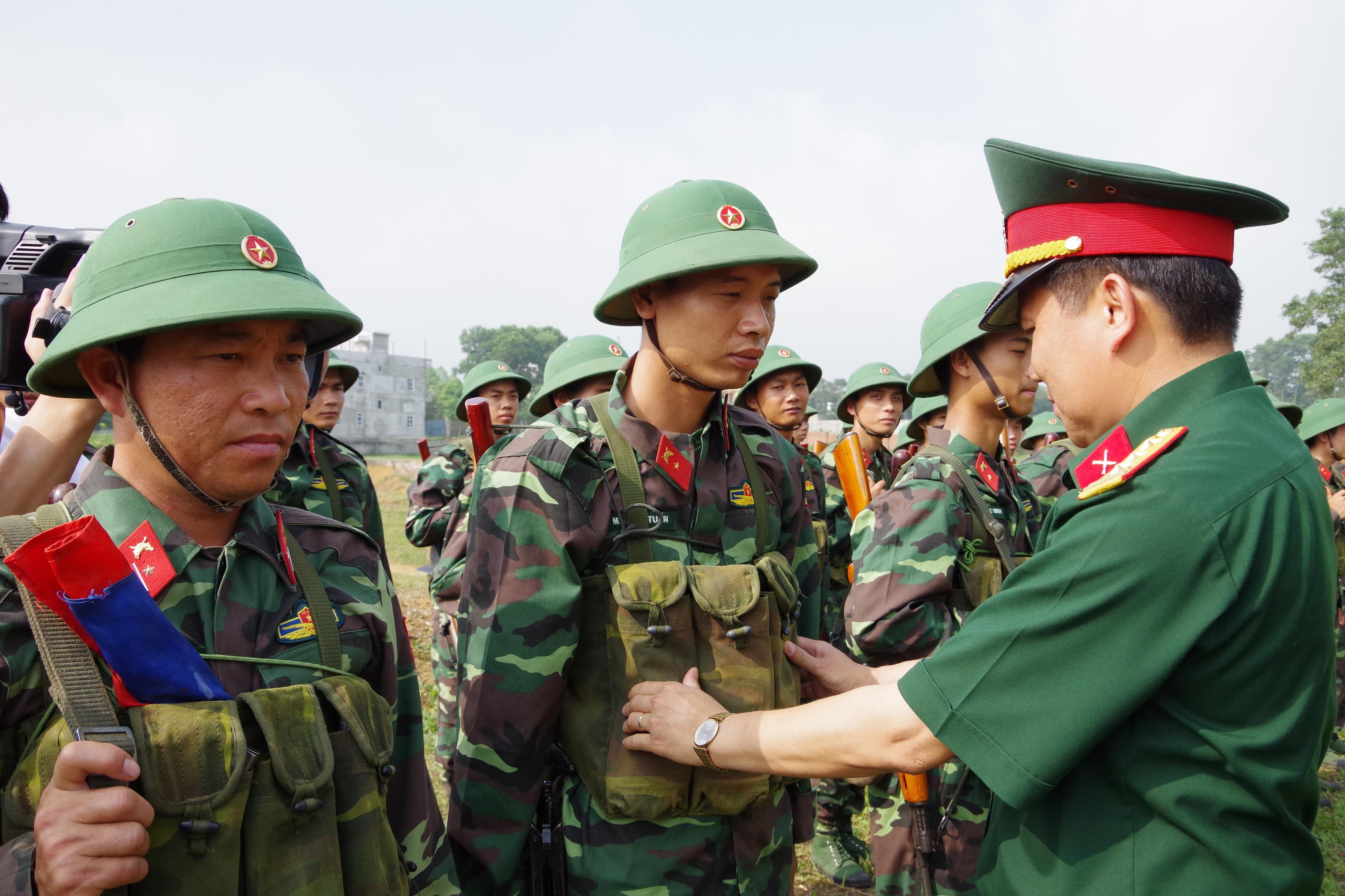 Nêu gương từ lời nói đến việc làm