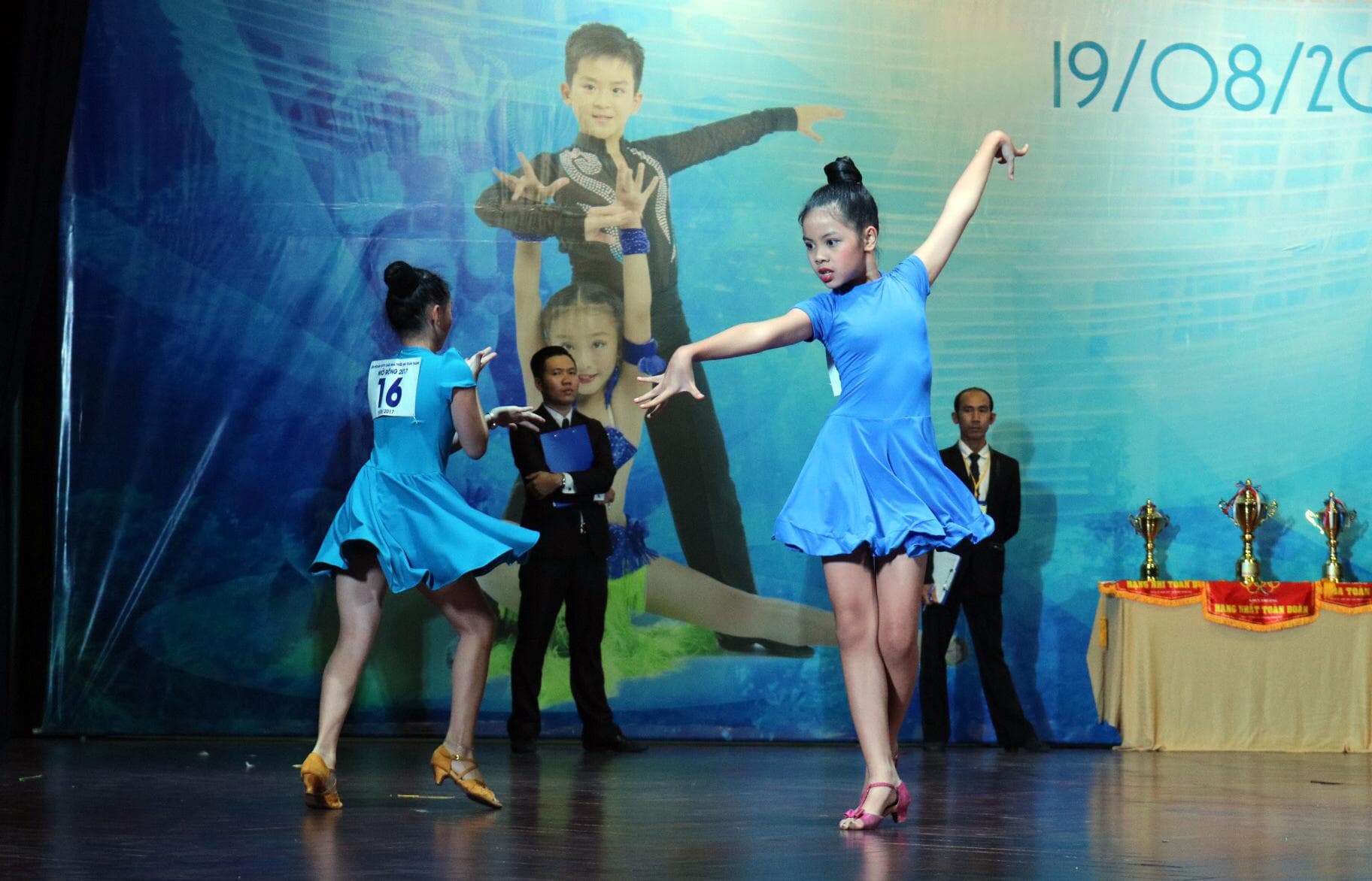 Sôi nổi Liên hoan Khiêu vũ thể thao và Giải Cờ vua, cờ tướng