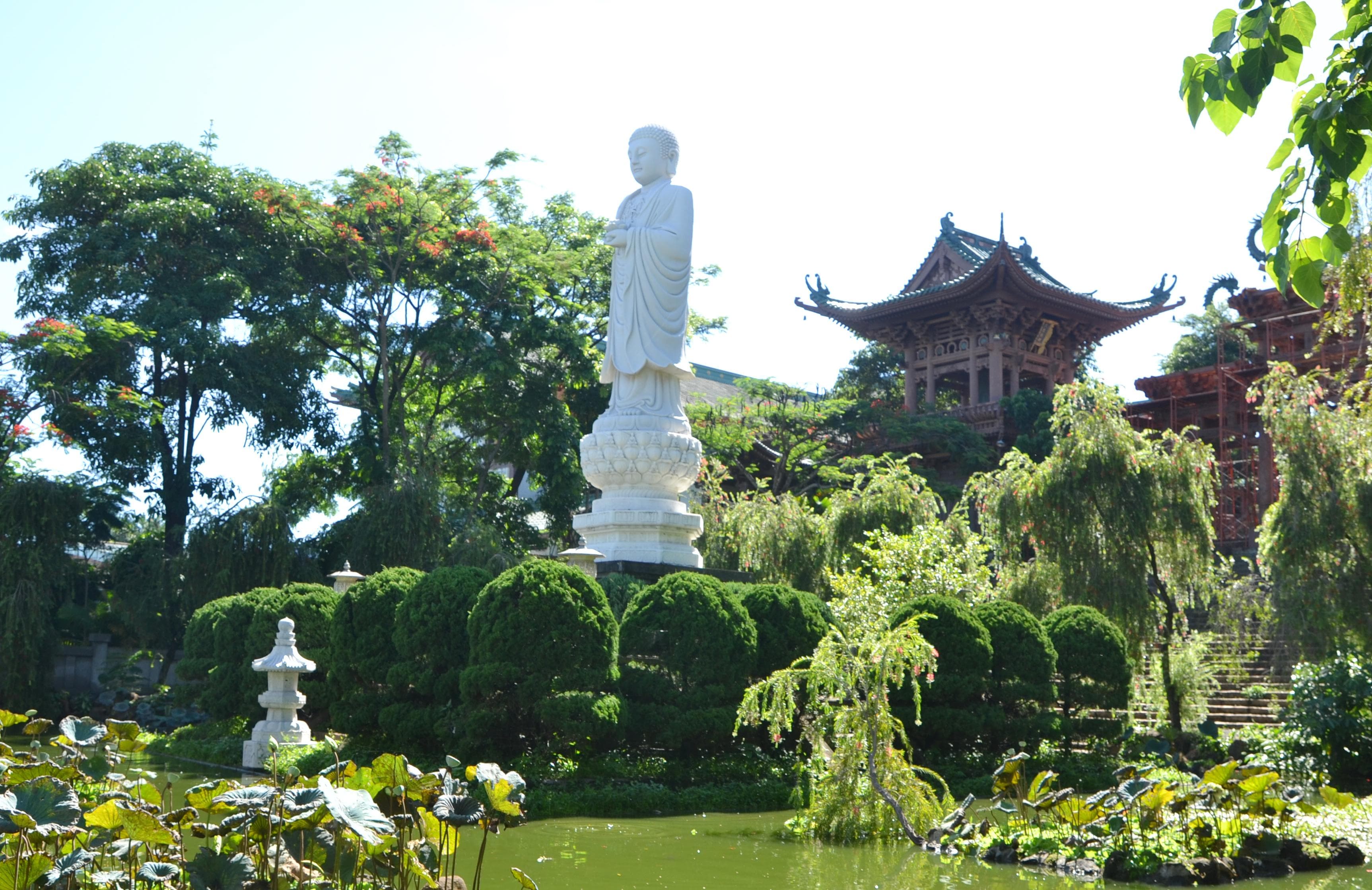 Chùa trên phố núi