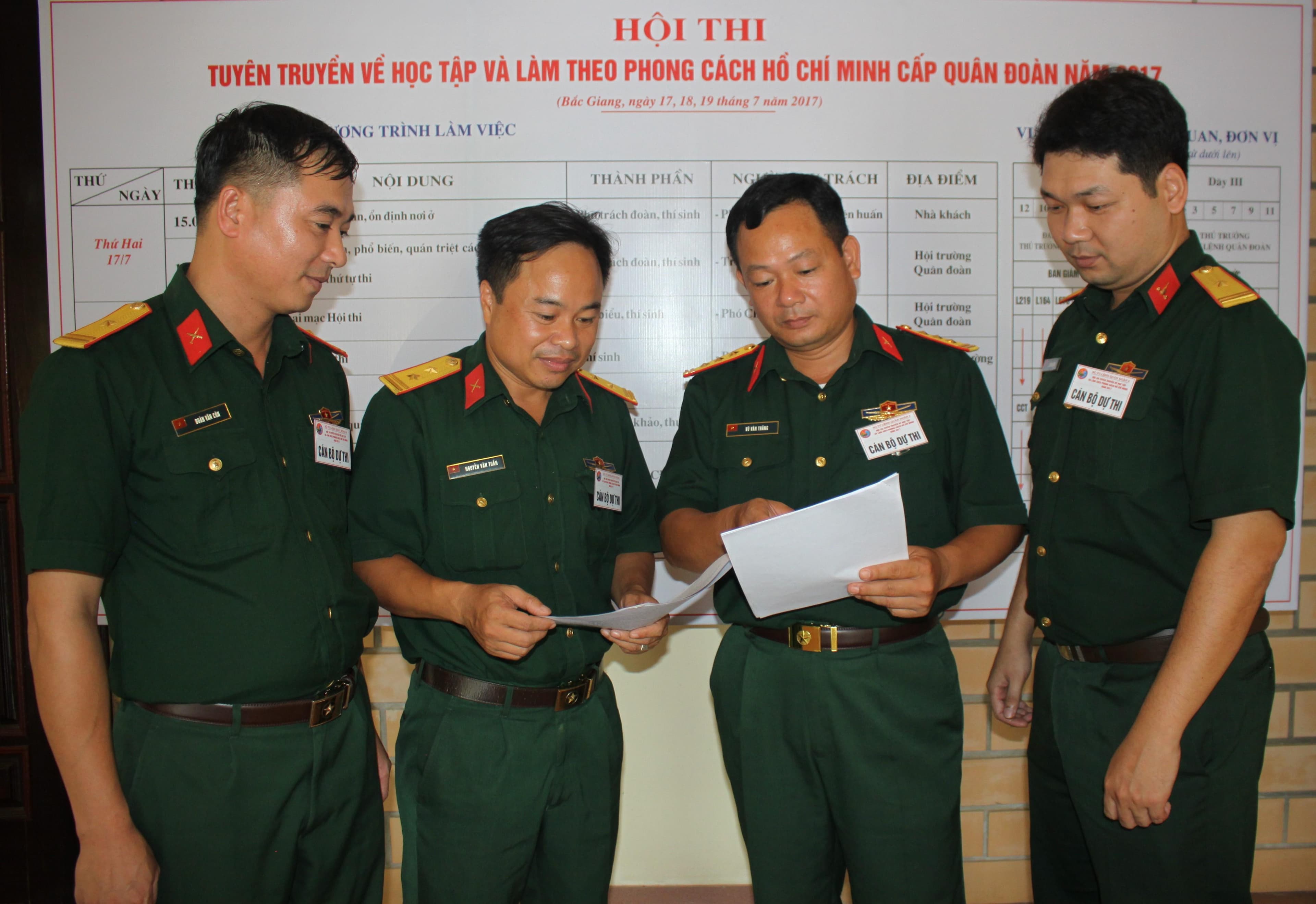 Tự giác, thường xuyên học và làm theo Bác