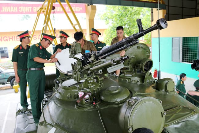 Khai mạc và chấm thi Hội thi Tăng  - thiết giáp toàn quân năm 2017