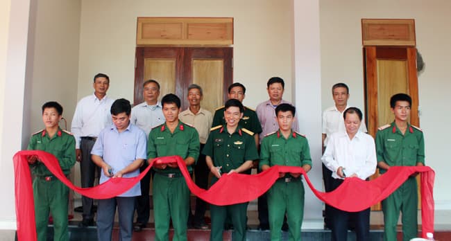 Sư đoàn 324 khánh thành và bàn giao Nhà đồng đội