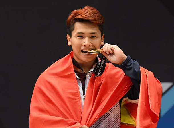 Lực sĩ Trịnh Văn Vinh đoạt HCV, phá kỷ lục SEA Games