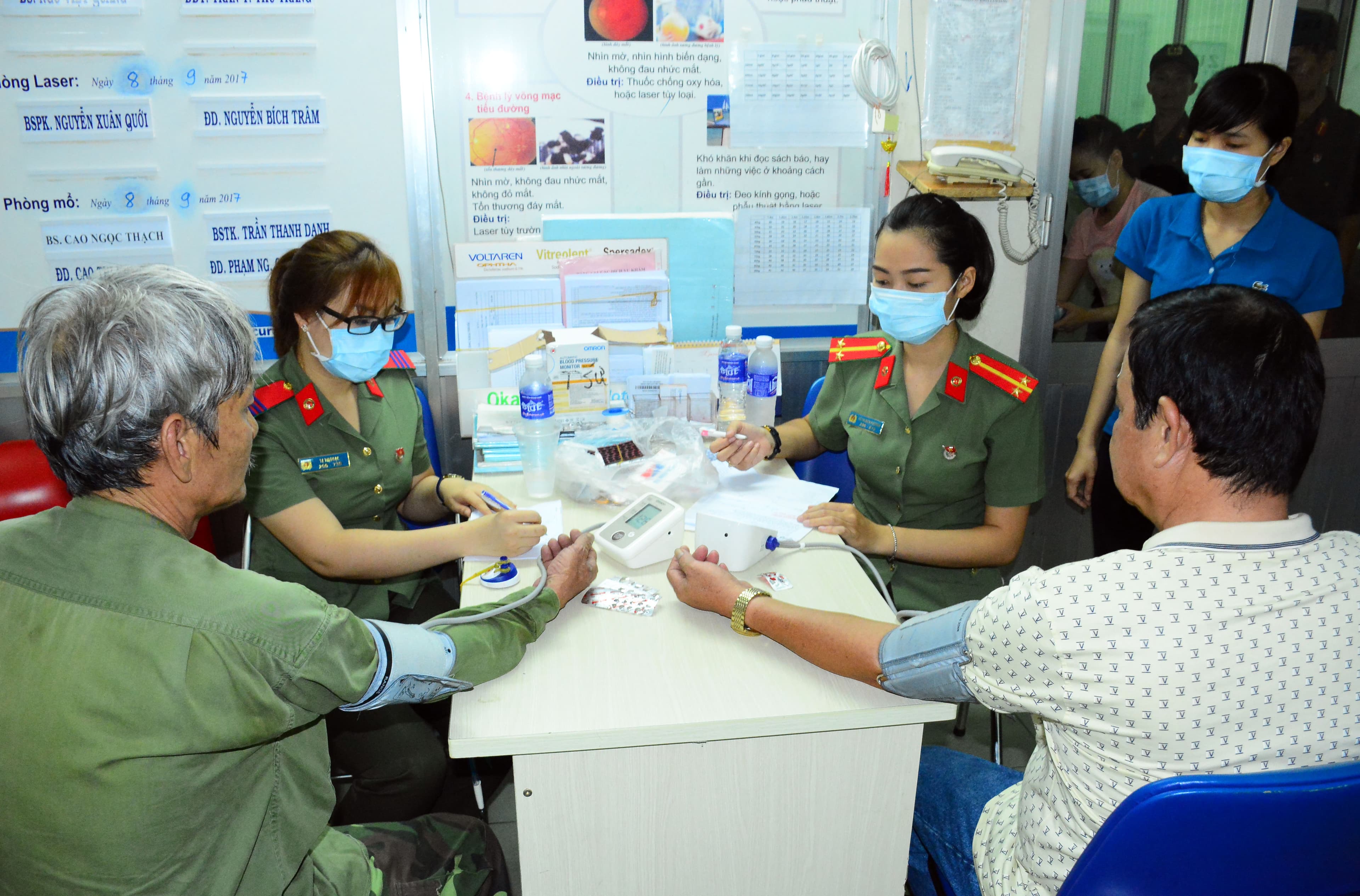 Hơn 150 bệnh nhân nghèo được hỗ trợ mổ mắt miễn phí